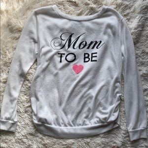 Pregnancy Announcement  “Mom To Be” Fuzzy Top